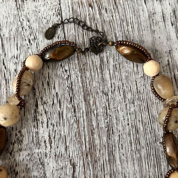 Cookie Lee Neutral Tone Beaded Necklace 10” Drop Cream Brown Tan - Picture 4 of 6